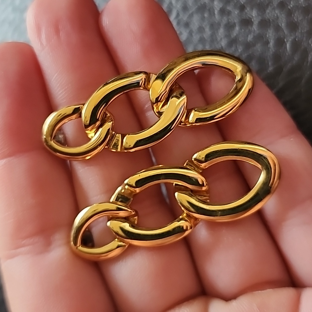 Vtg Earrings
